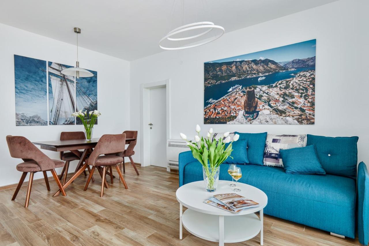 코토르 Iva'S Sea View Balcony 아파트 외부 사진