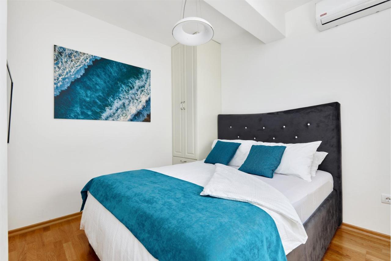 코토르 Iva'S Sea View Balcony 아파트 외부 사진